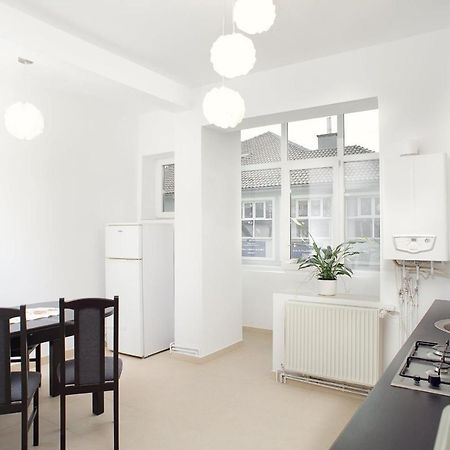 Sunshine Apartment Брашов Экстерьер фото