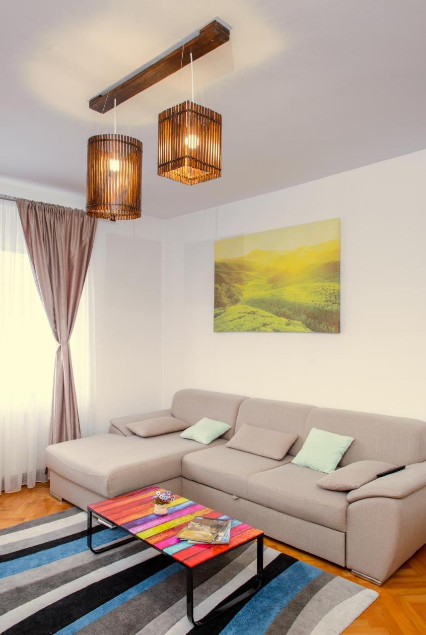 Sunshine Apartment Брашов Экстерьер фото