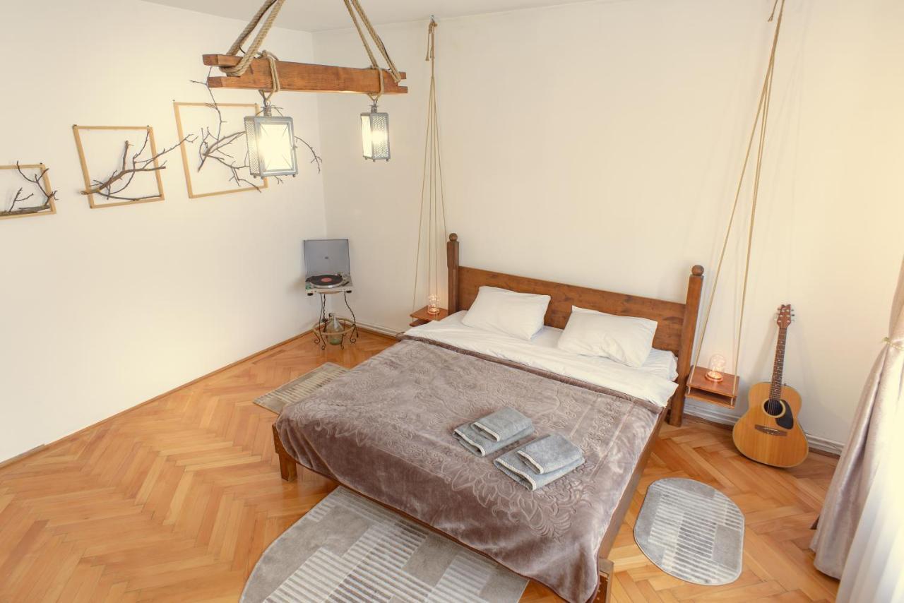 Sunshine Apartment Брашов Экстерьер фото