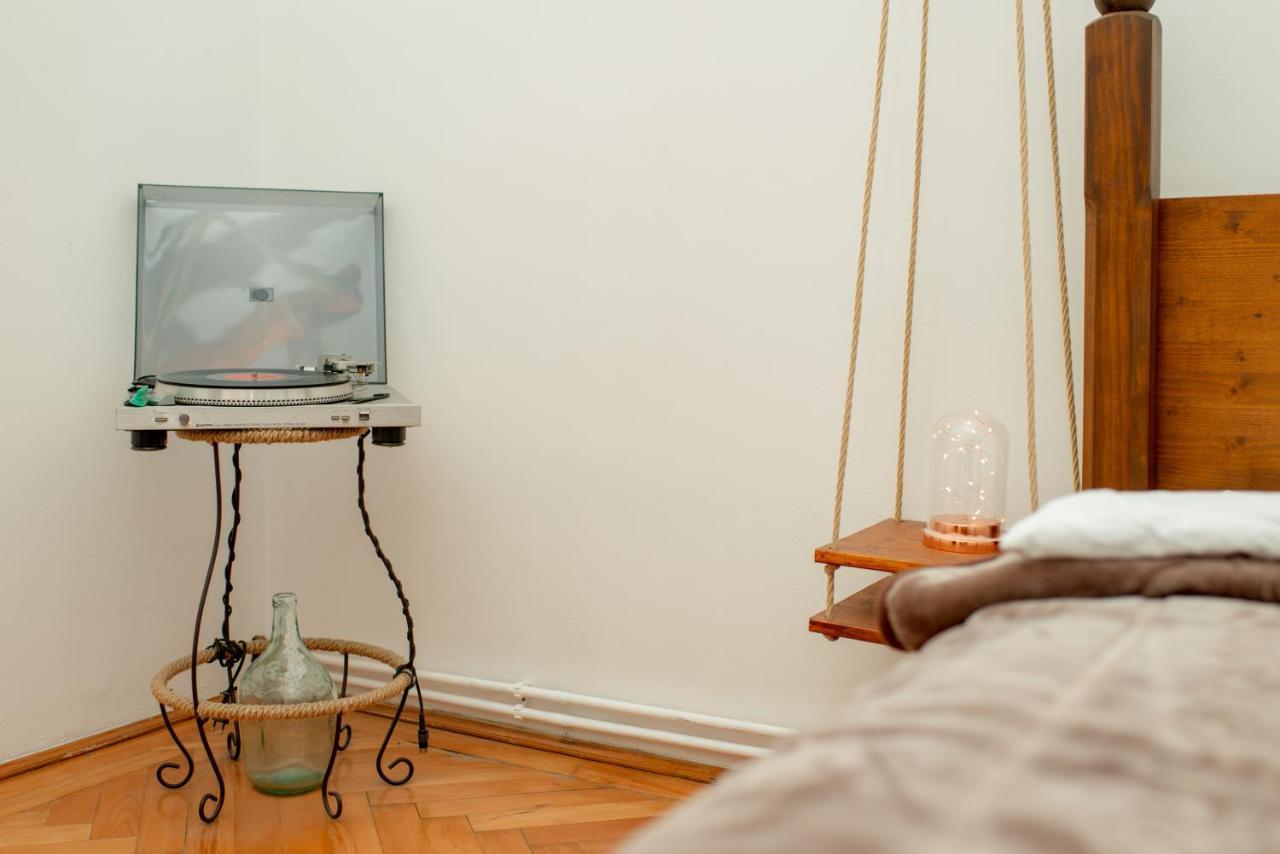 Sunshine Apartment Брашов Экстерьер фото